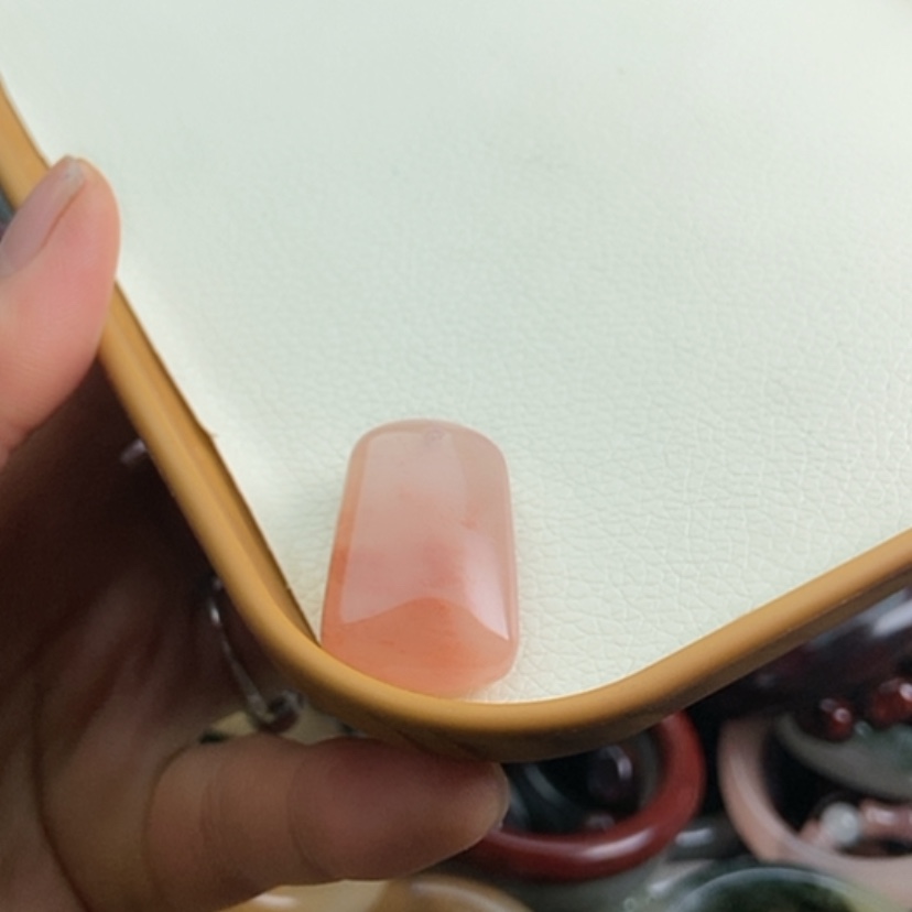 【闪购商品】石英质玉颈饰未镶嵌