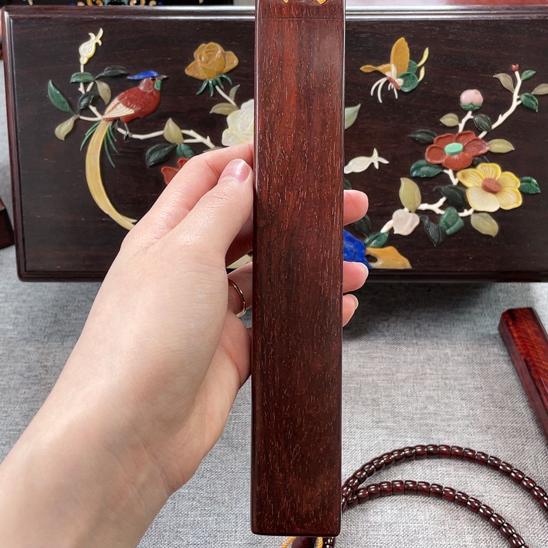 紫檀木类成套家具