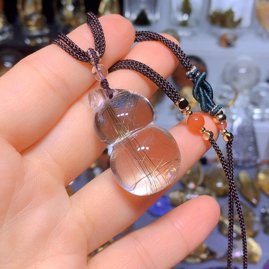 水晶吊坠未镶嵌m**n天然水晶