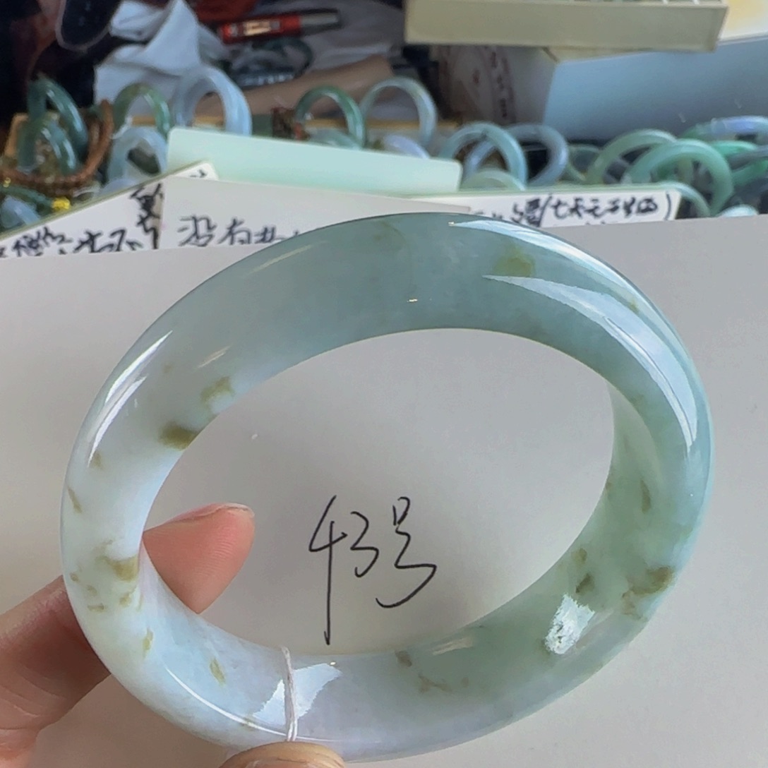 翡翠手镯未镶嵌老坑58圈