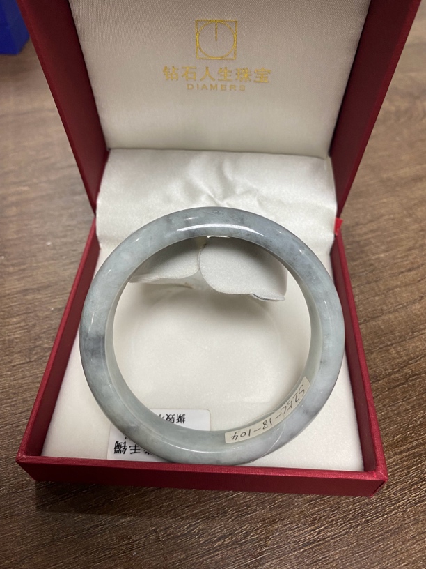 A2 天然缅甸A货翡翠手镯