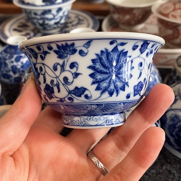 【微瑕】缠枝莲压手杯