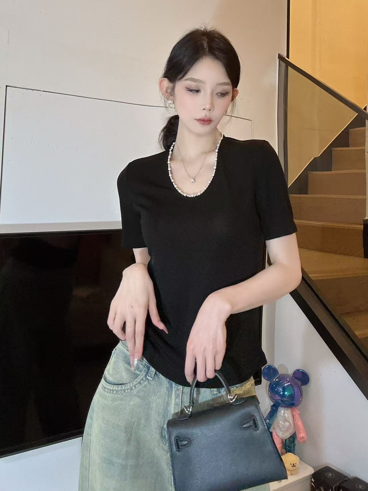 【红红家】夏季新款欧货重工串珠U领短袖百搭上衣显瘦