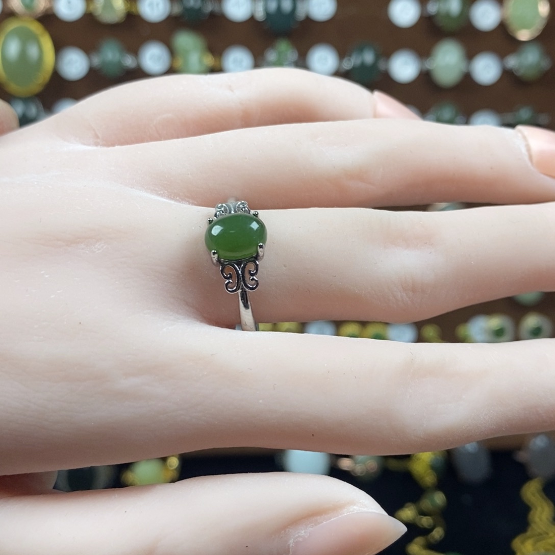 和田玉（碧玉）戒指合金