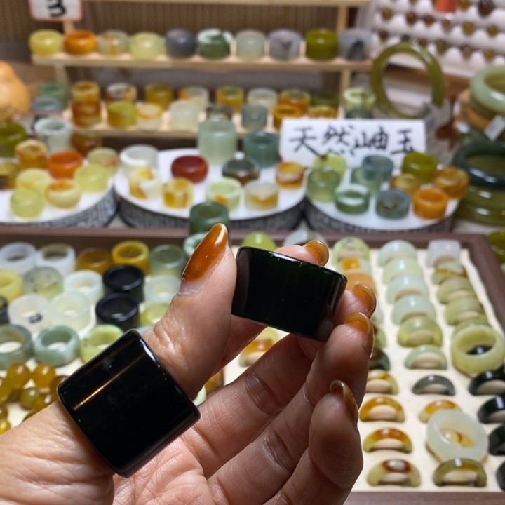 ゛***丶岫玉未镶嵌戒圈岫玉精品指环