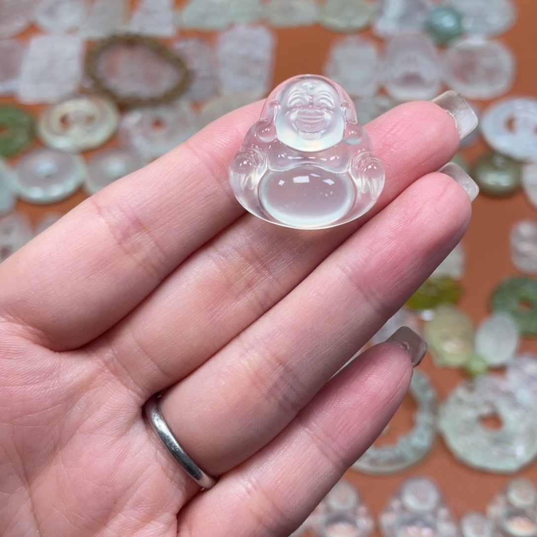 白***.蛇纹石玉未镶嵌颈饰