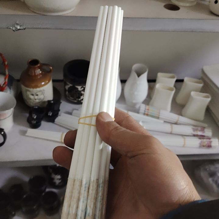 盘陶瓷盘子碗啥都有