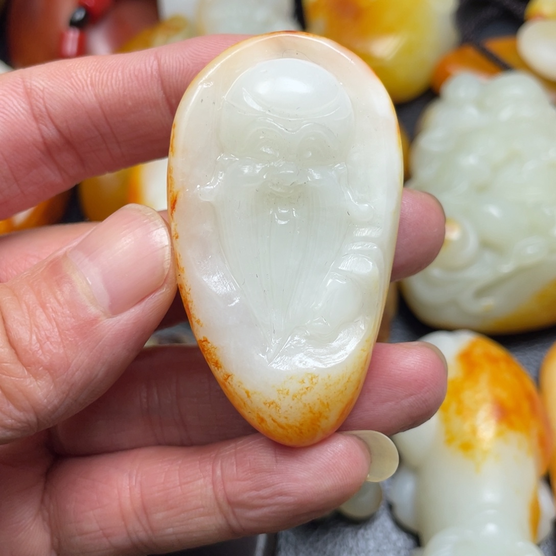 和田玉未镶嵌挂件