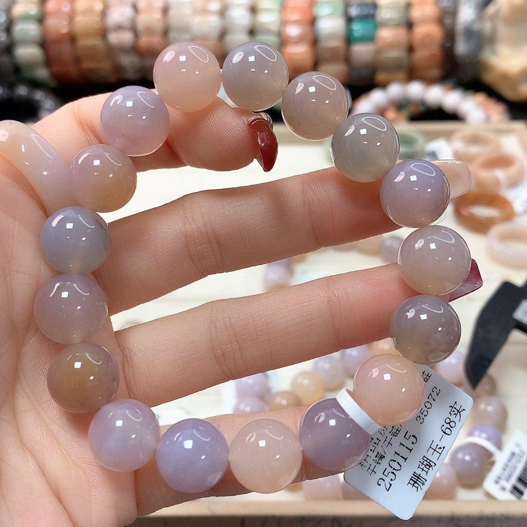 硅化珊瑚（珊瑚玉）手链未镶嵌迷****王157