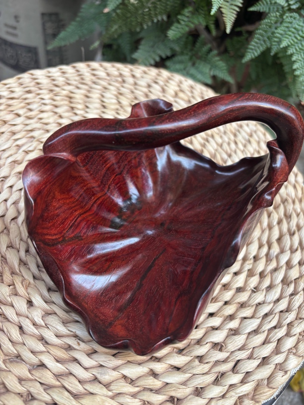 纯手工随形小叶紫檀提篮