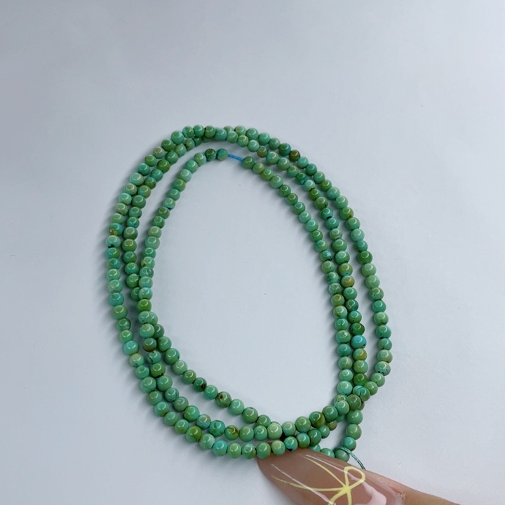 未镶嵌绿松石颈饰