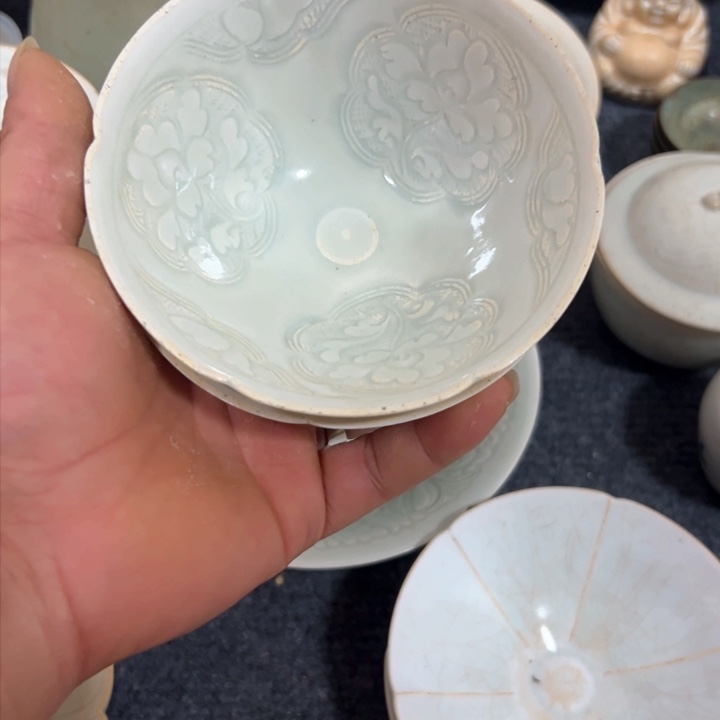 瓶生**易影青釉纹饰斗笠盏