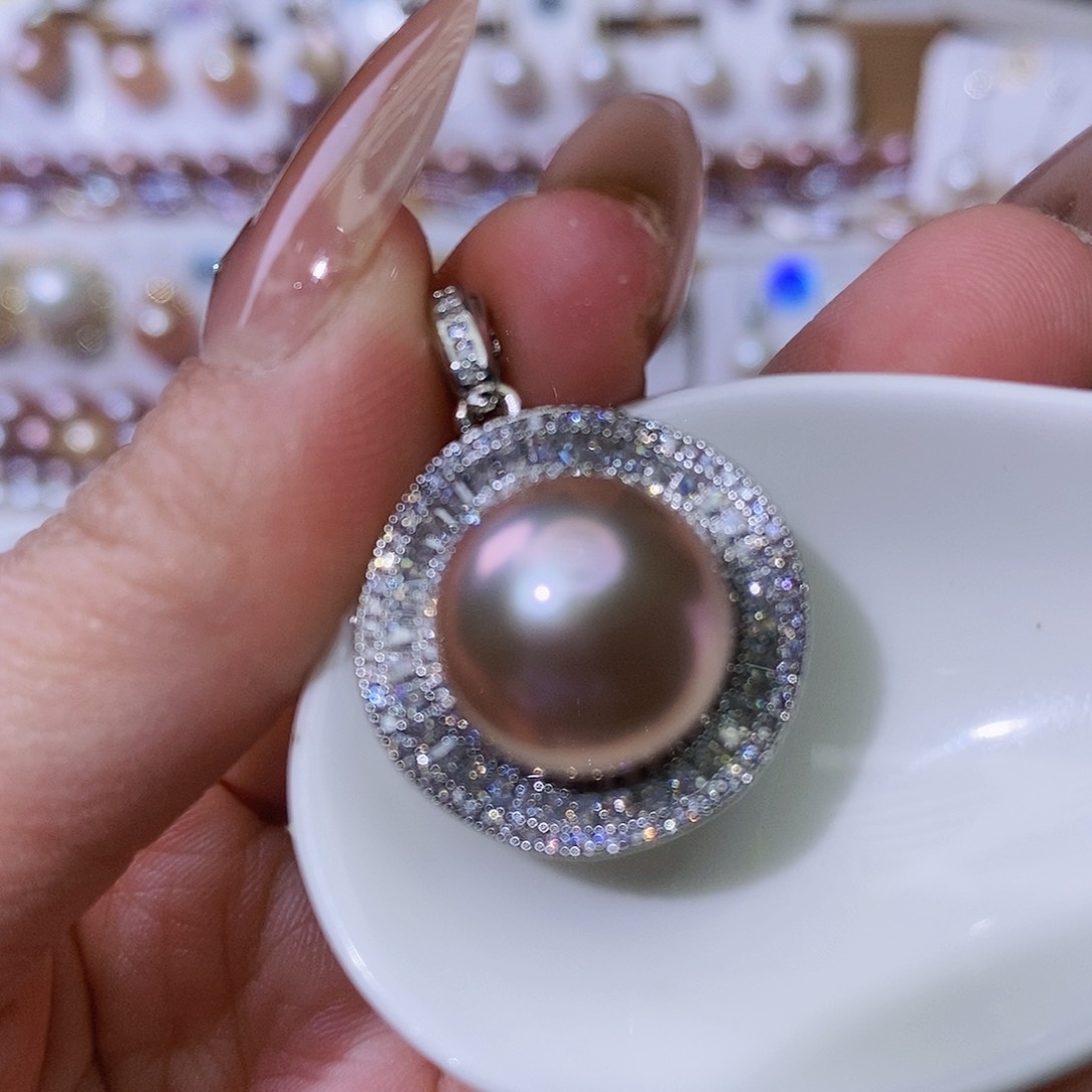 淡水珍珠颈饰合金