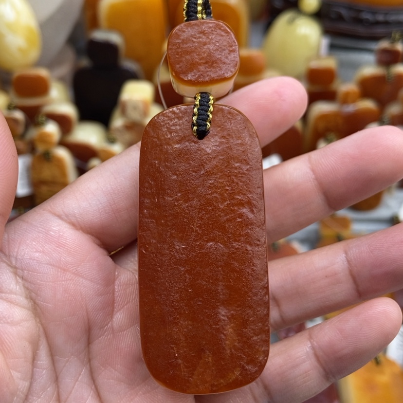 【闪购商品】琥珀颈饰未镶嵌