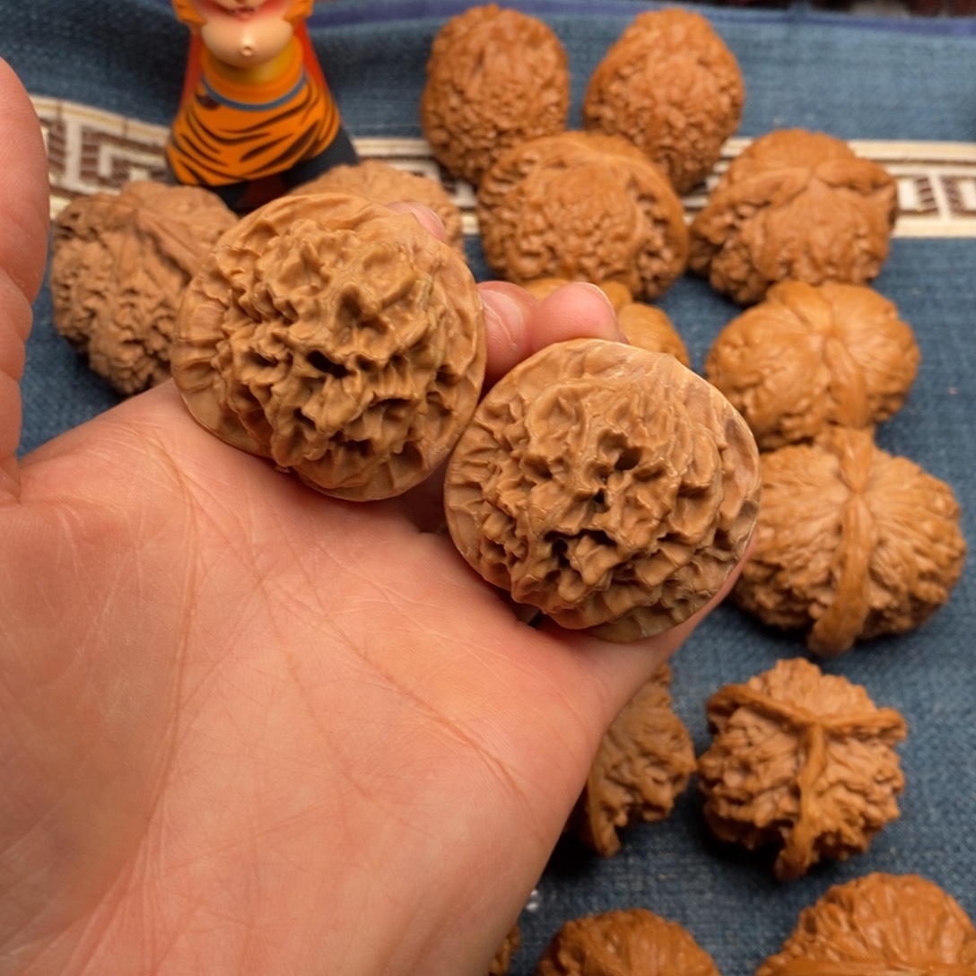 文玩核桃把件39帝王