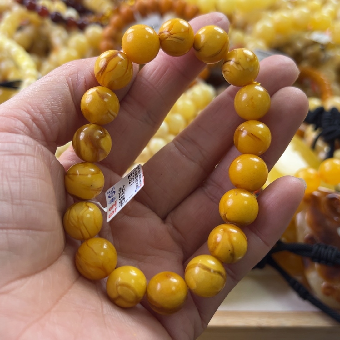 琥珀珠宝奇石未镶嵌