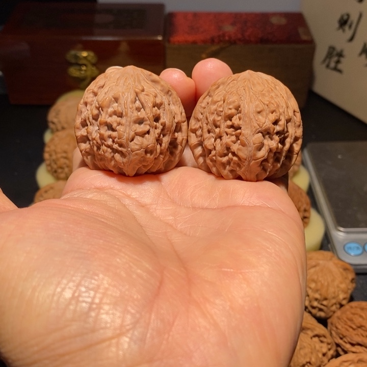 文玩核桃吊坠野核39+