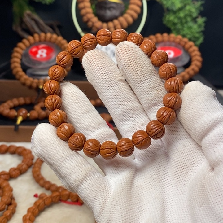 桃核吊坠农****！秦岭龙纹 