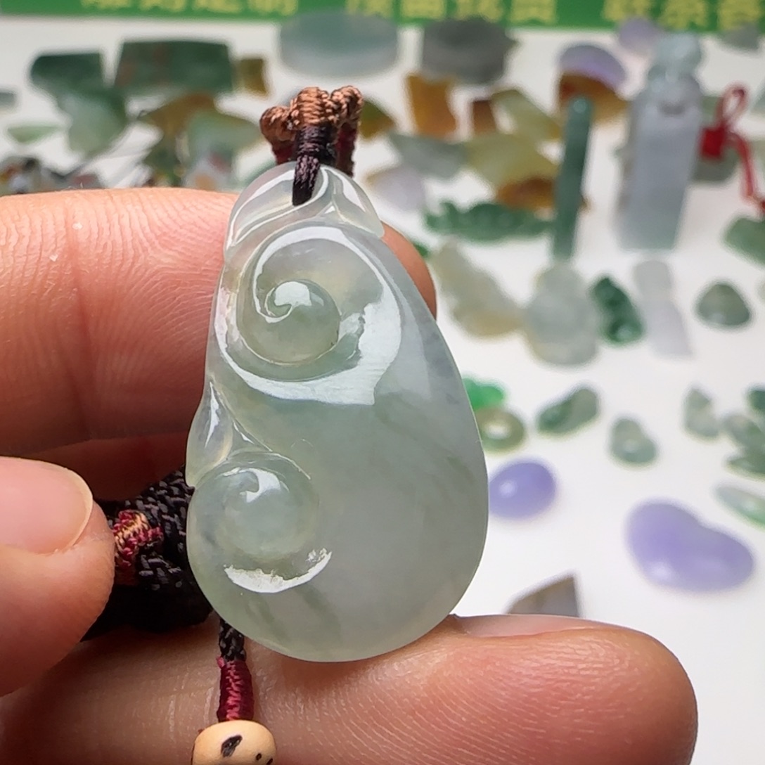 翡翠未镶嵌挂件天然翡翠