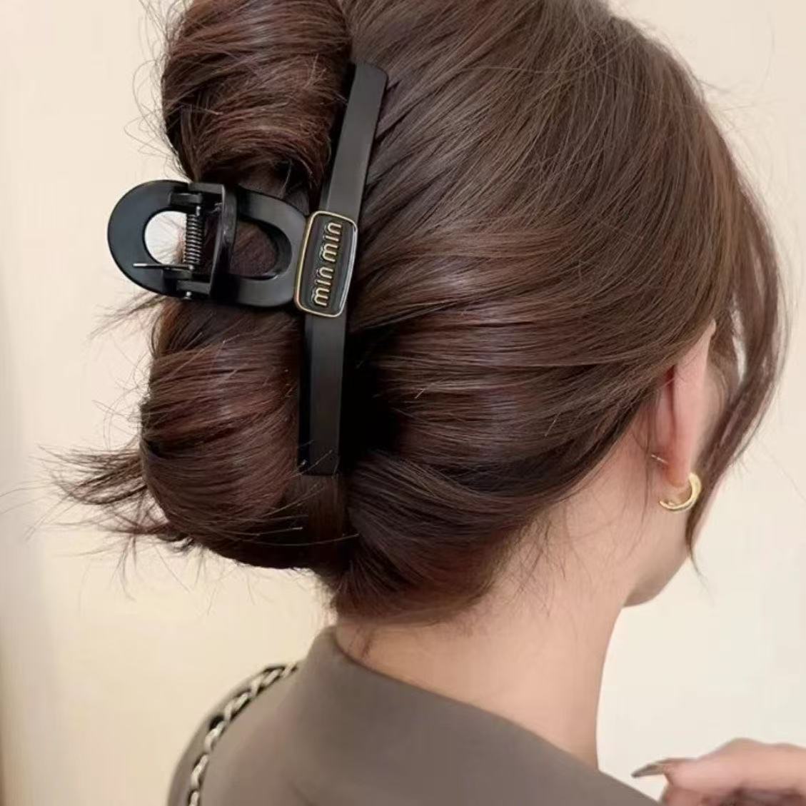 黑色复古磨砂大号抓夹爱心夹大号时尚百搭洋气耐用法式简约ins