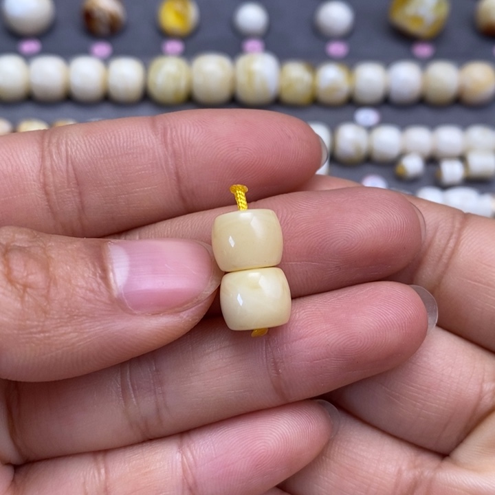 蜜蜡裸石未镶嵌^****^直切