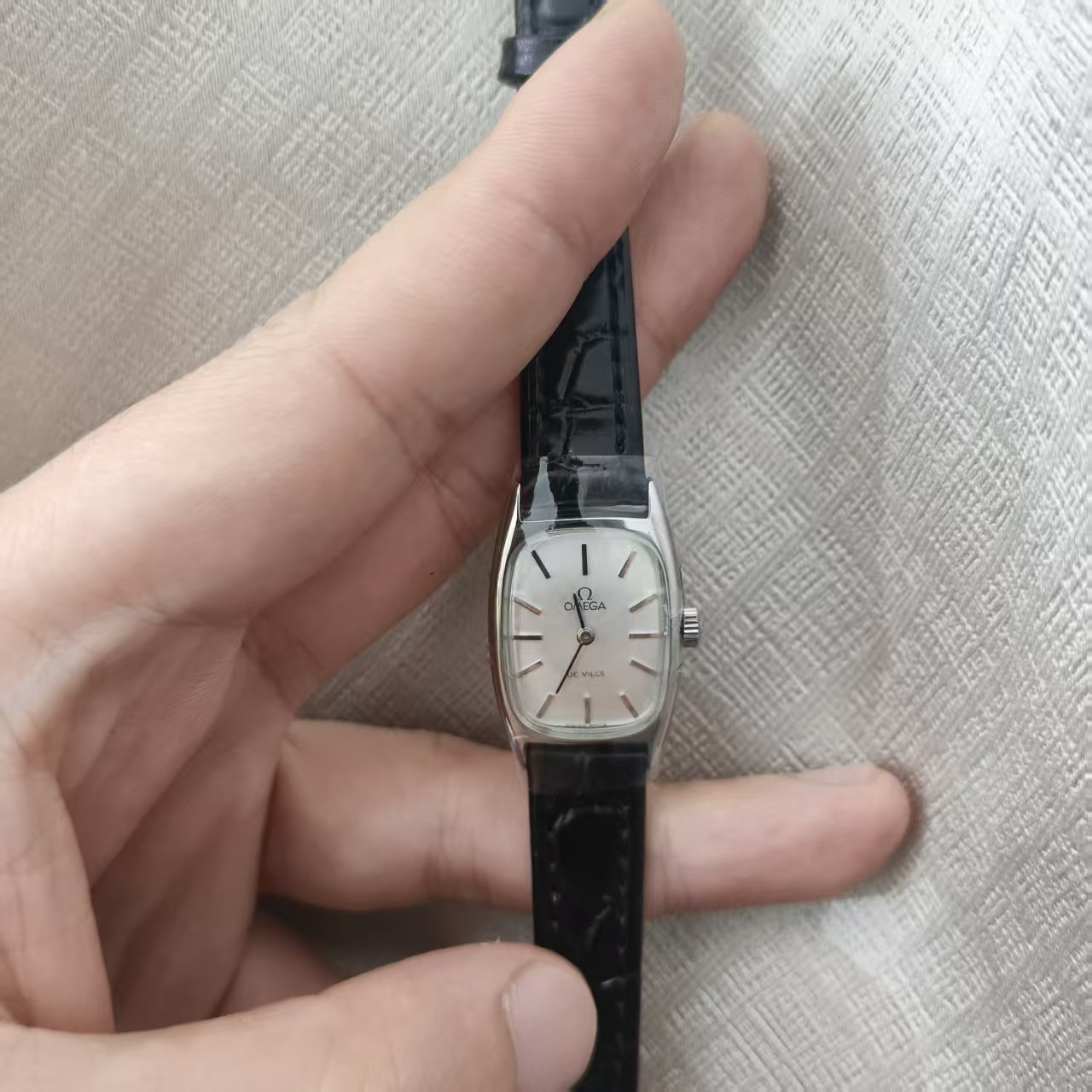 95新 Omega/欧米茄 95新 手动机械表后镶钻盘19*24带12/256101315