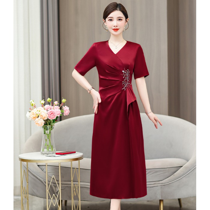 高贵年轻喜妈妈婚礼礼服2025新款高端轻奢喜婆婆婚宴装高级感喜服