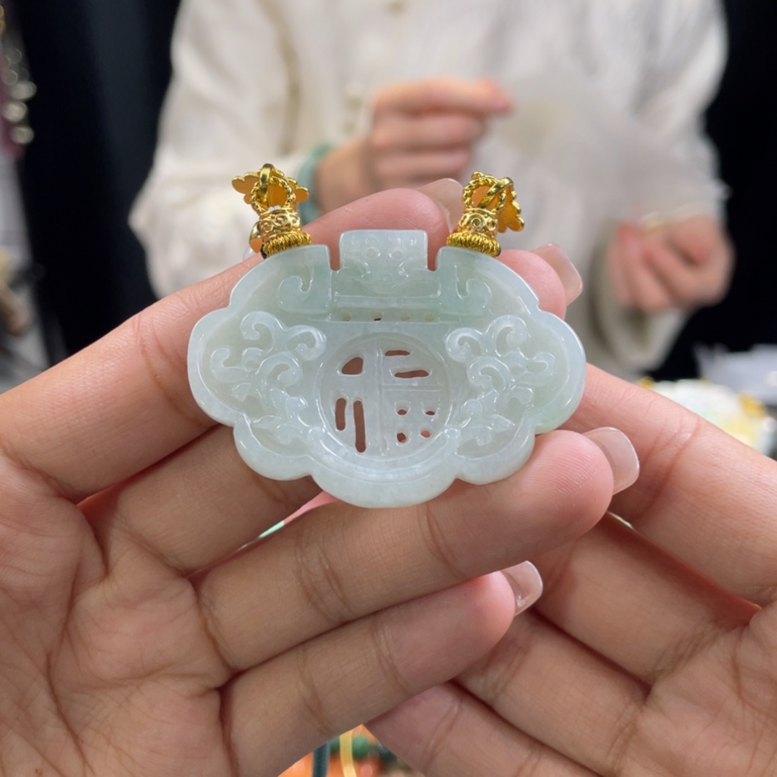 翡翠颈饰未镶嵌代编织