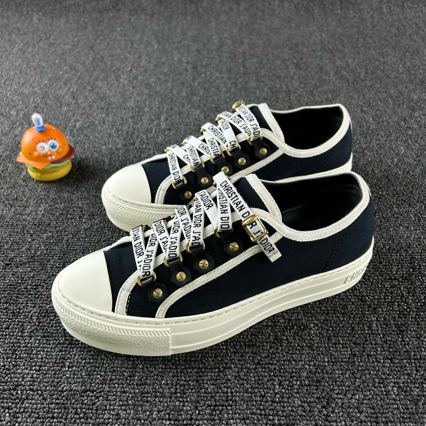 95新 DIOR/迪奥 黑色徽标板鞋35.5码 HB5131 