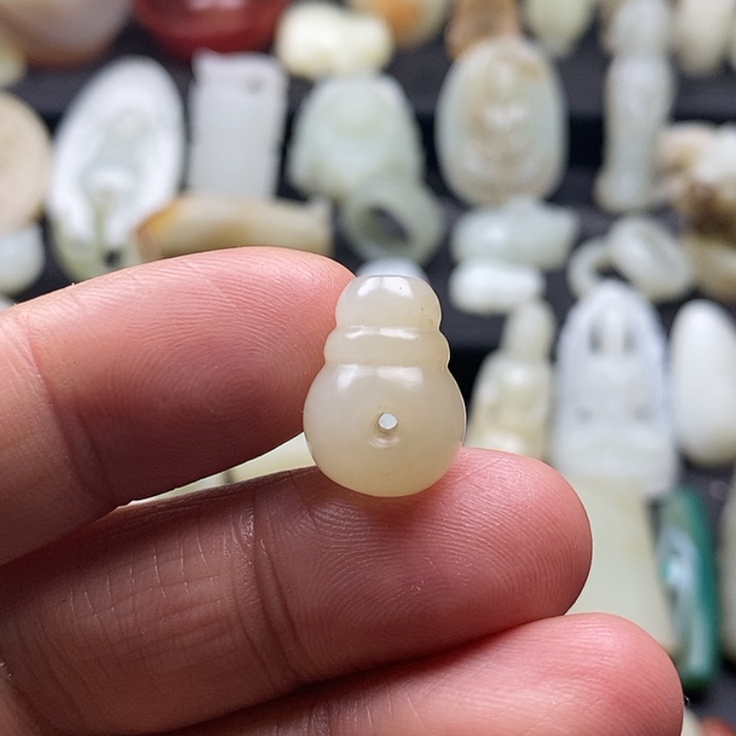 【闪购商品】和田玉三通未镶嵌