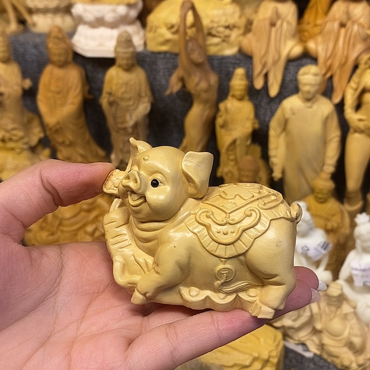 黄杨木黄杨木瑕疵人生猪