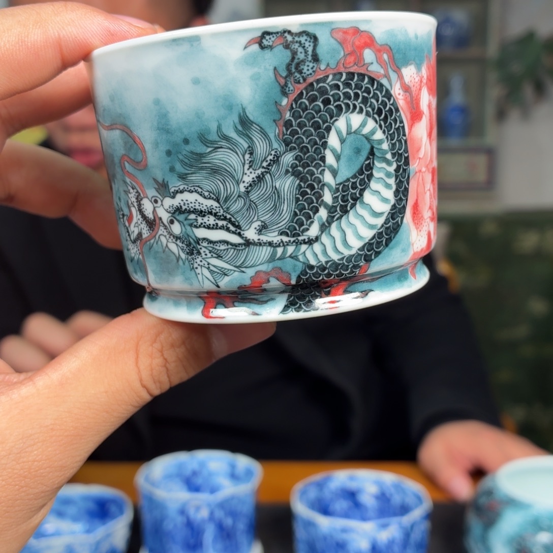 杯子瓷瓷姑娘景德镇陶瓷艺术