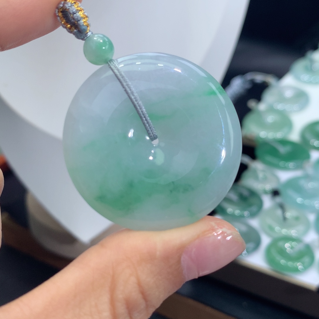 颈饰未镶嵌翡翠4