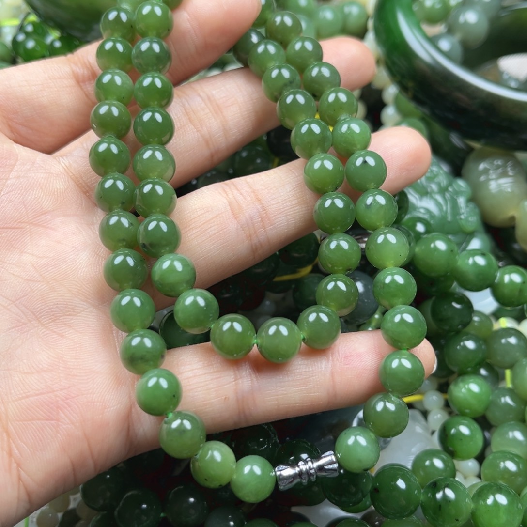 和田玉（碧玉）未镶嵌颈饰