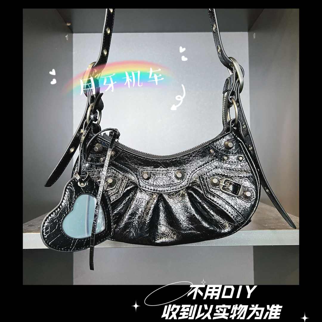 【千金家】xs码月牙机车包（年前发货）