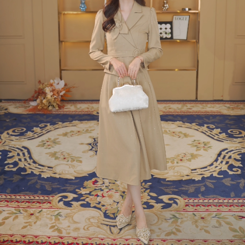 秋季新款时尚优雅礼服连衣裙遮肚子显瘦洋气套装