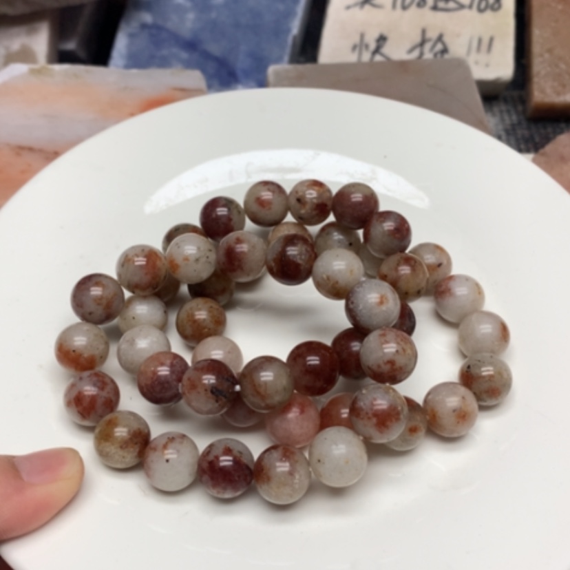 【闪购商品】石英质玉手镯未镶嵌随机发一条