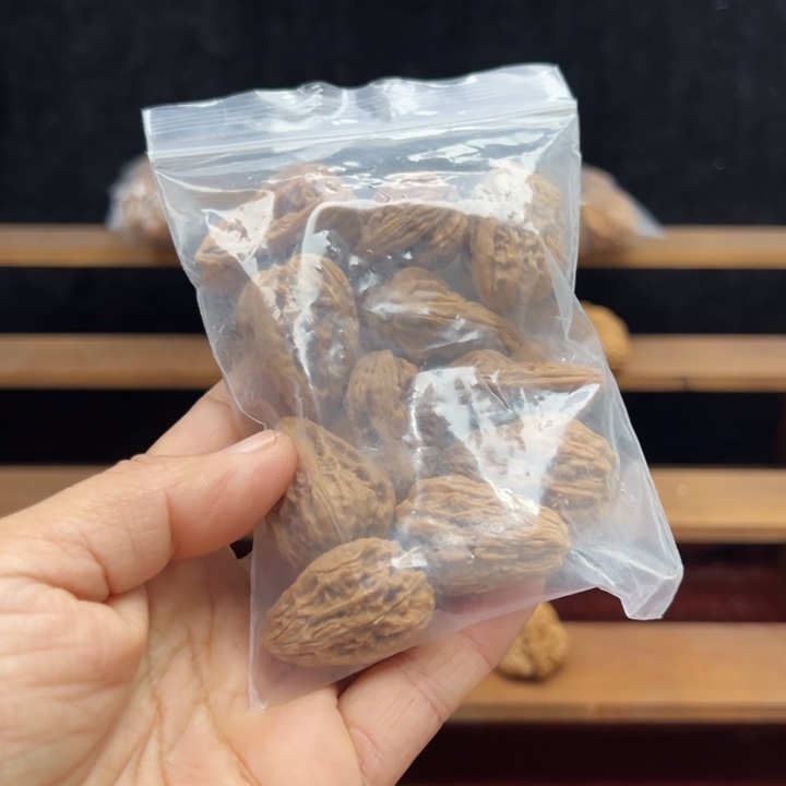 小***.涿鹿南京石文玩核桃