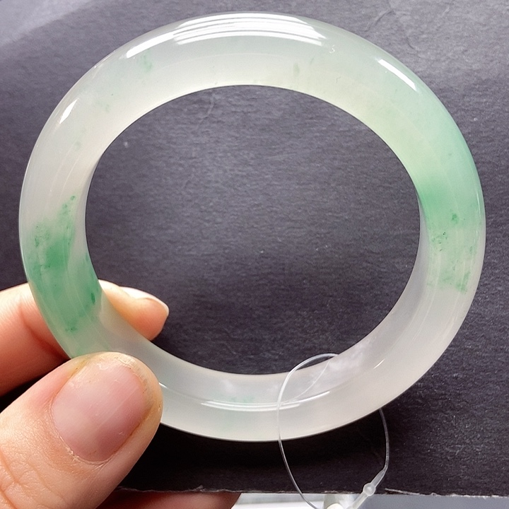 石英质玉手镯未镶嵌v****猫