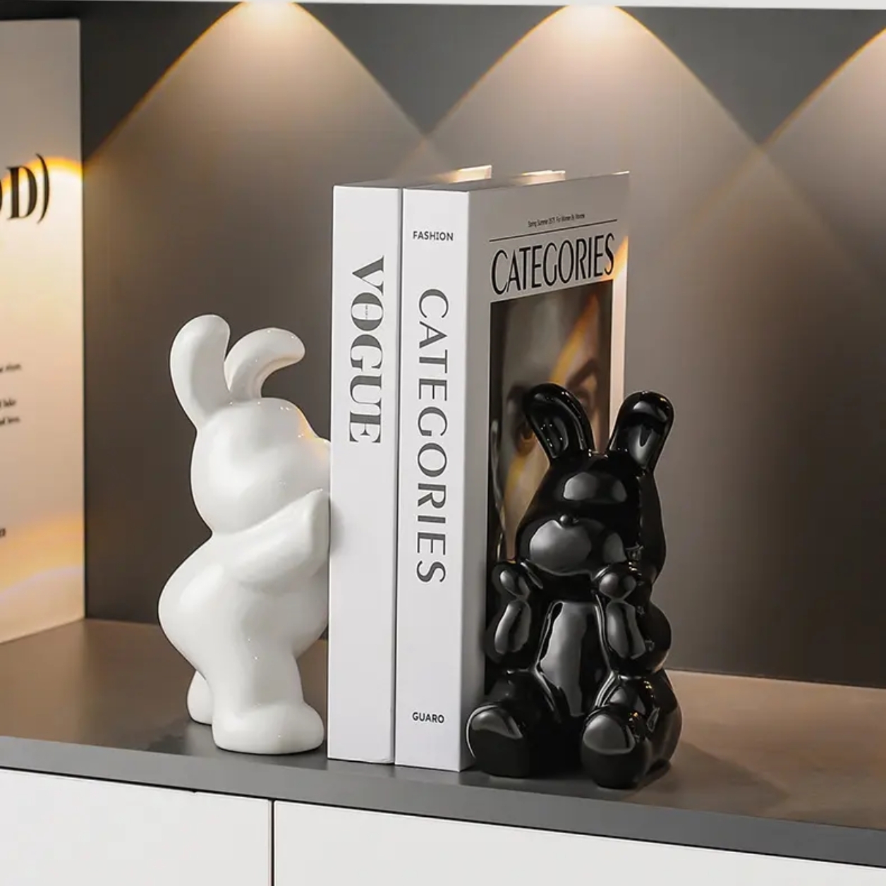 现代轻奢高档黑白兔子书挡陶瓷摆件家居客厅酒柜电视柜书房装饰品