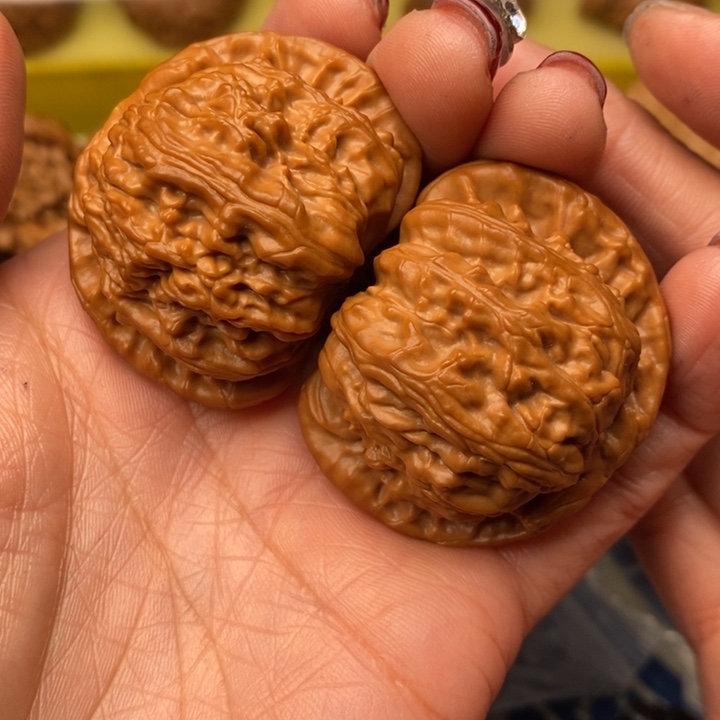 桃核吊坠白狮子44全品