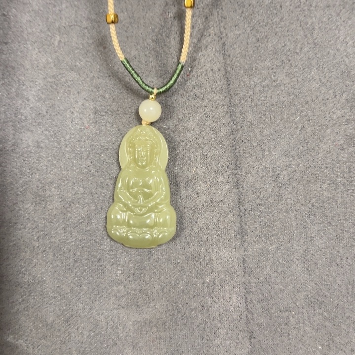 和田玉（青白玉）未镶嵌颈饰