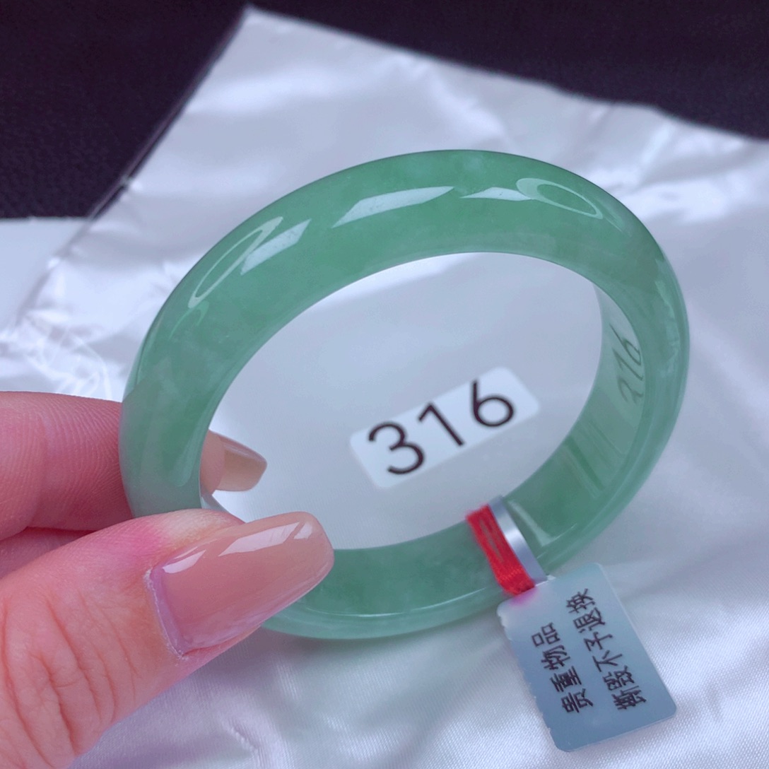 翡翠未镶嵌手镯手镯