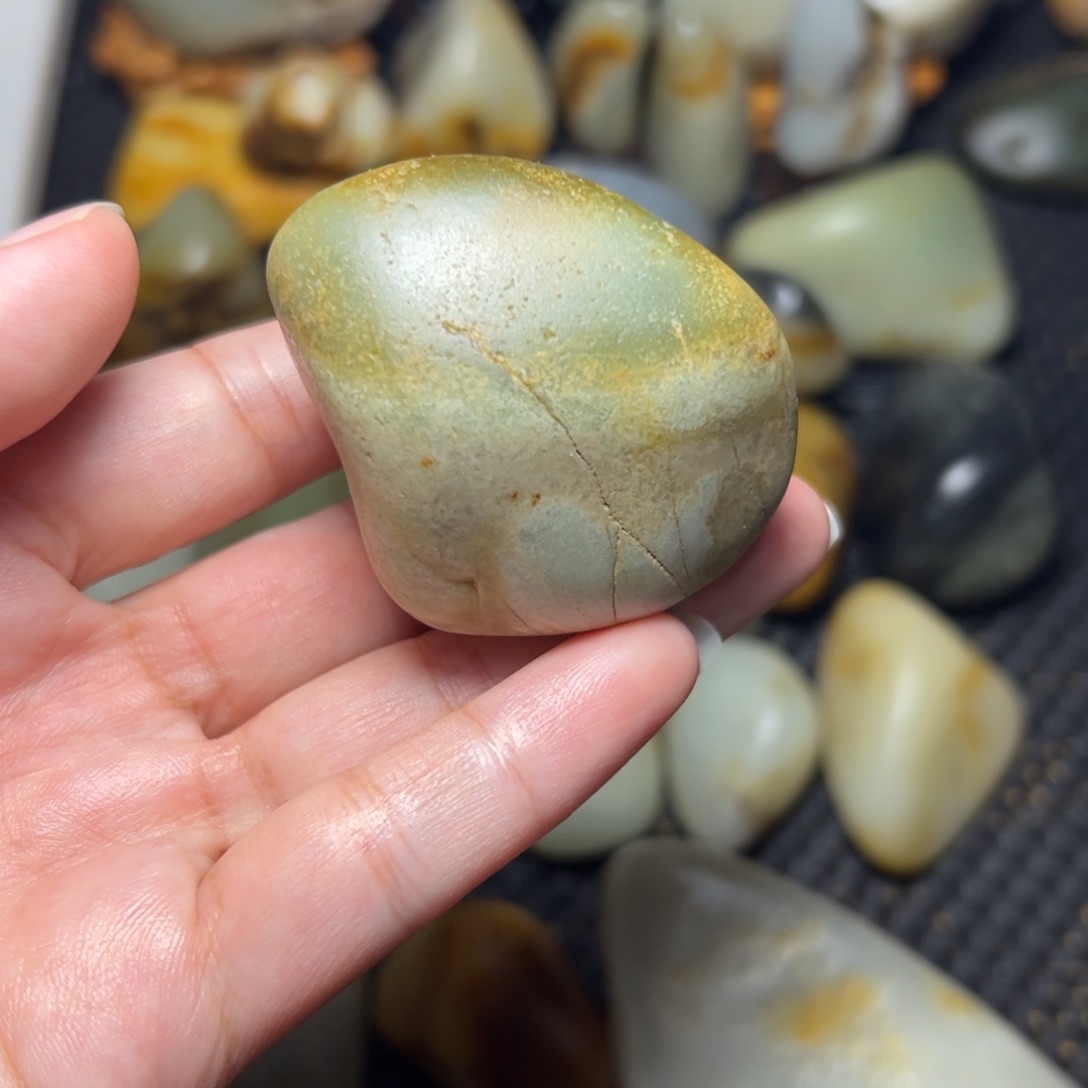 和田玉未镶嵌挂件A1