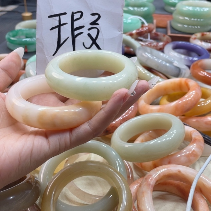 *****石英质玉钛钢珠宝奇石