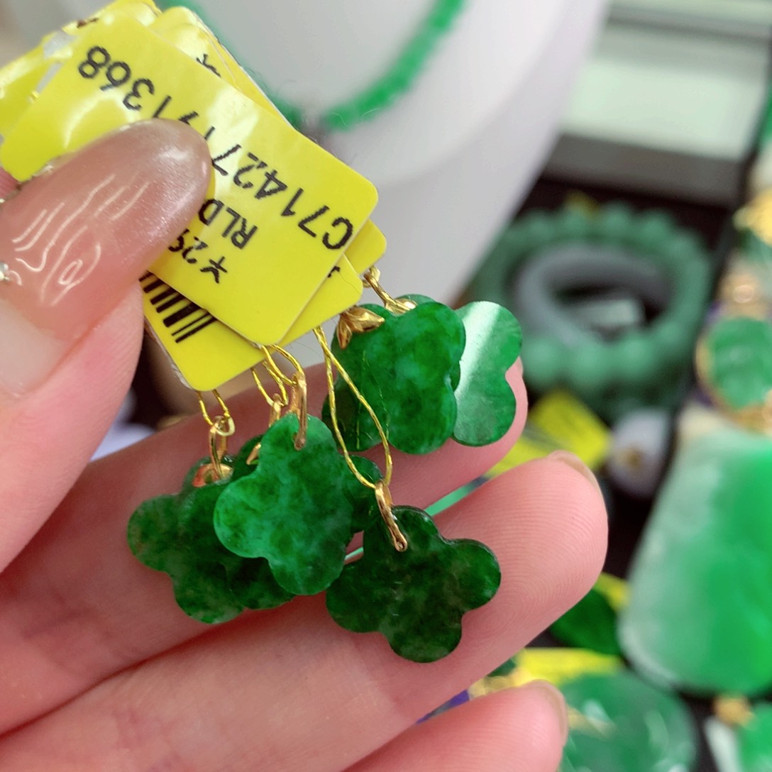 翡翠18K金镶嵌吊坠(不含链)多样性发货选其一