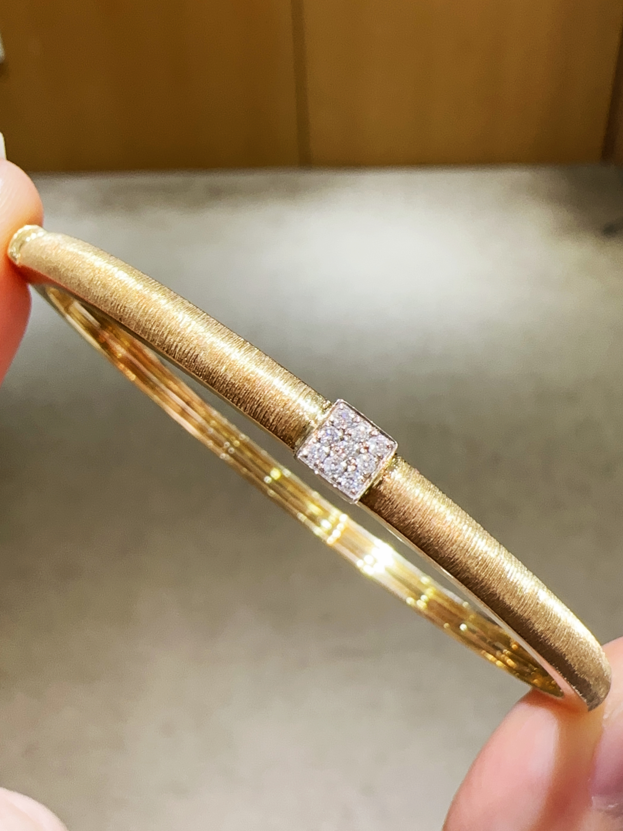 布布意大利18k金拉丝手镯48小时鉴赏期