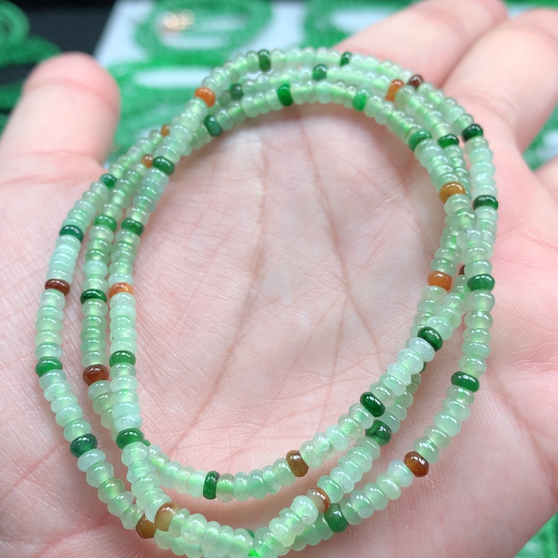 翡翠手链未镶嵌翡翠