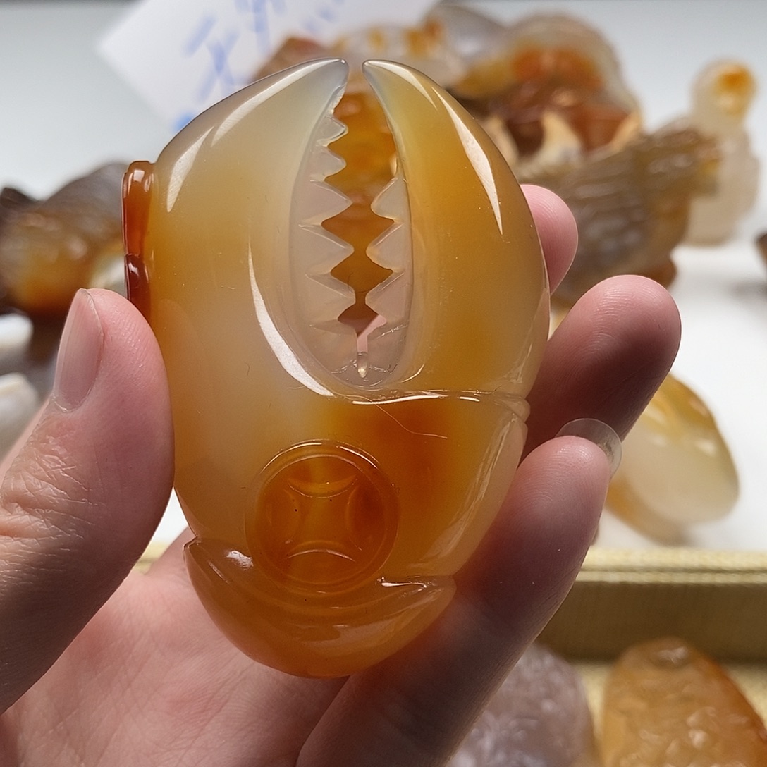 宝***姥玛瑙/玉髓未镶嵌颈饰