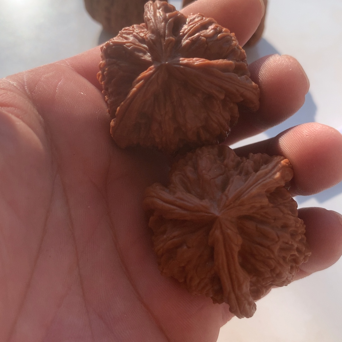 吊坠文玩核桃三棱